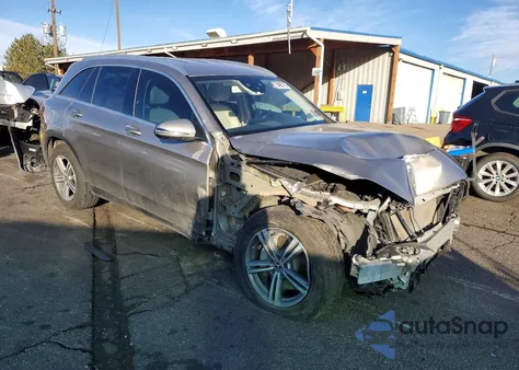 2020 Mercedes-Benz Glc 300 4Matic из США, поврежденный, VIN WDC0G8EB8LF698308